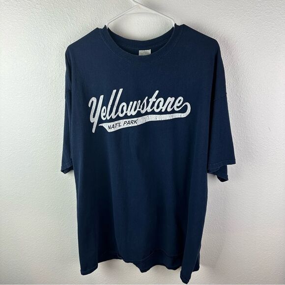 Gildan Navy White Yellowstone Tee Size 2X - Picture 1 of 4